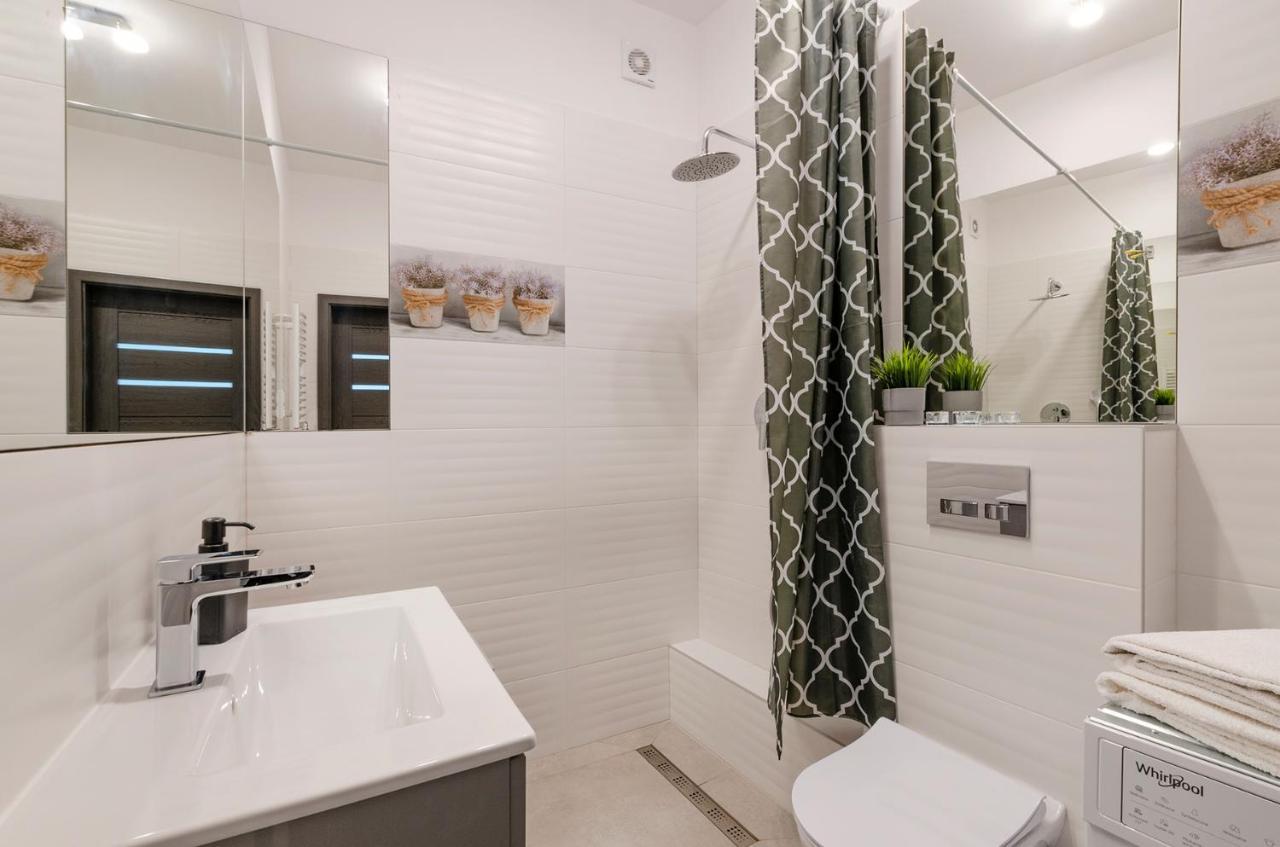 Goldaparts Manufaktura Premium Apartment วูดช์ ภายนอก รูปภาพ