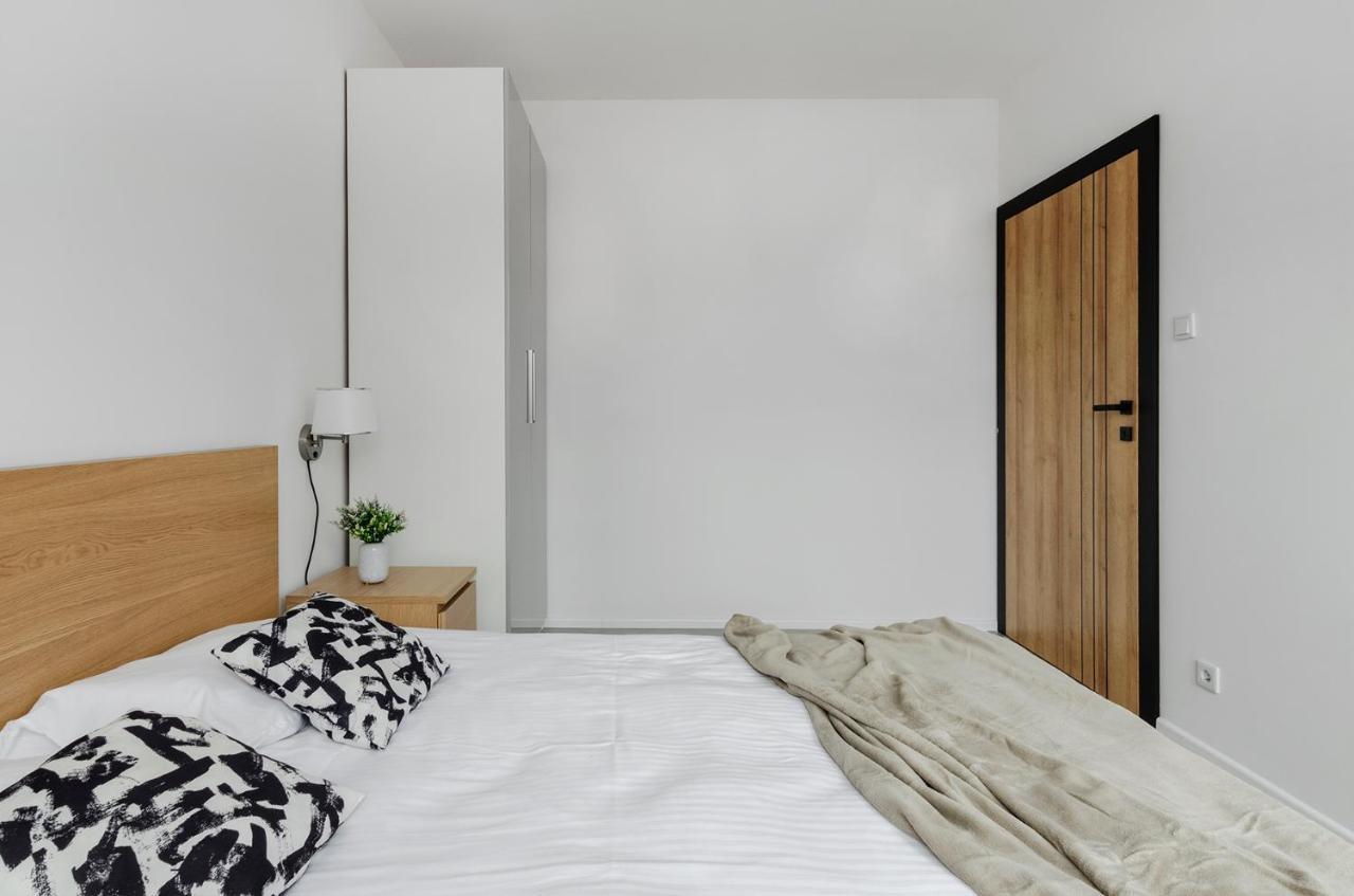 Goldaparts Manufaktura Premium Apartment วูดช์ ภายนอก รูปภาพ