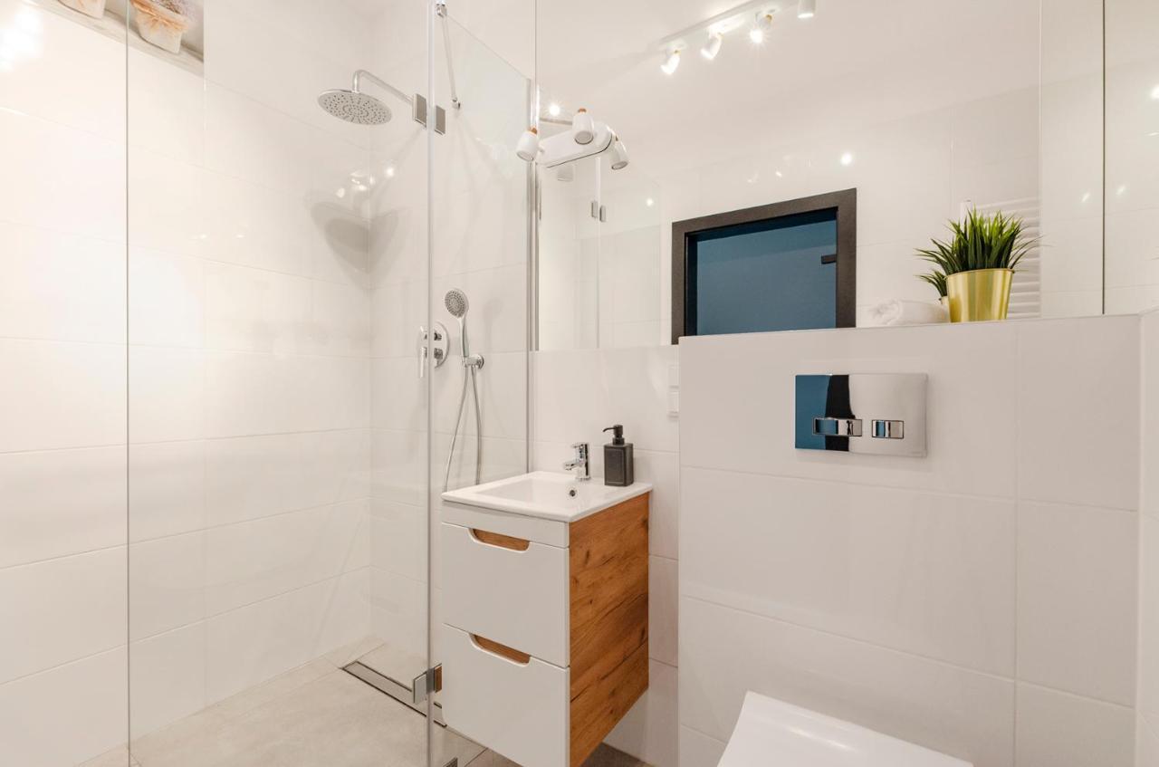 Goldaparts Manufaktura Premium Apartment วูดช์ ภายนอก รูปภาพ