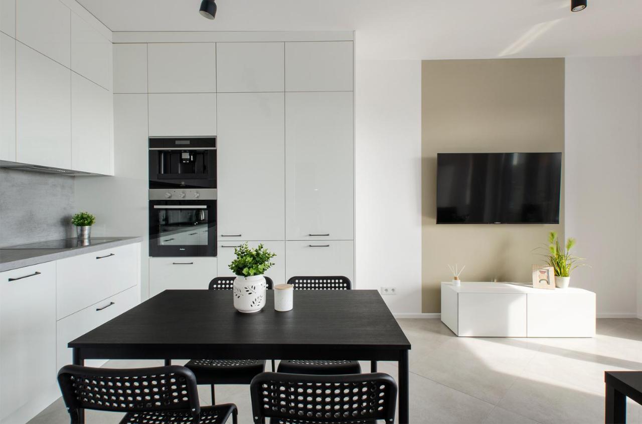 Goldaparts Manufaktura Premium Apartment วูดช์ ภายนอก รูปภาพ