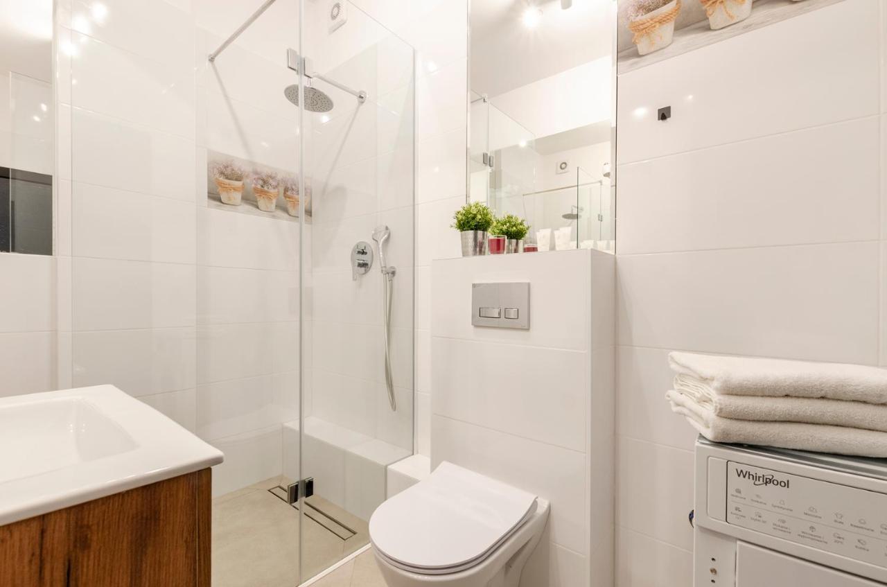 Goldaparts Manufaktura Premium Apartment วูดช์ ภายนอก รูปภาพ